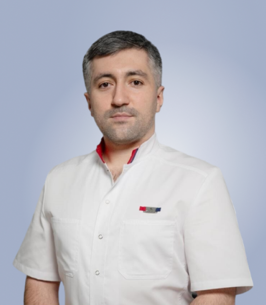 Тлигуров Ильяс Абубакирович — Главный врач · Ортопед, пародонтолог, имплантолог